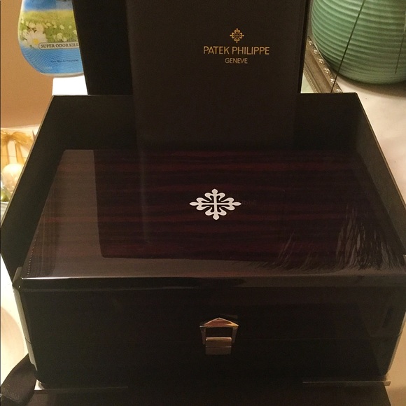 PATEK PHILIPPE - Picture 3 of 6